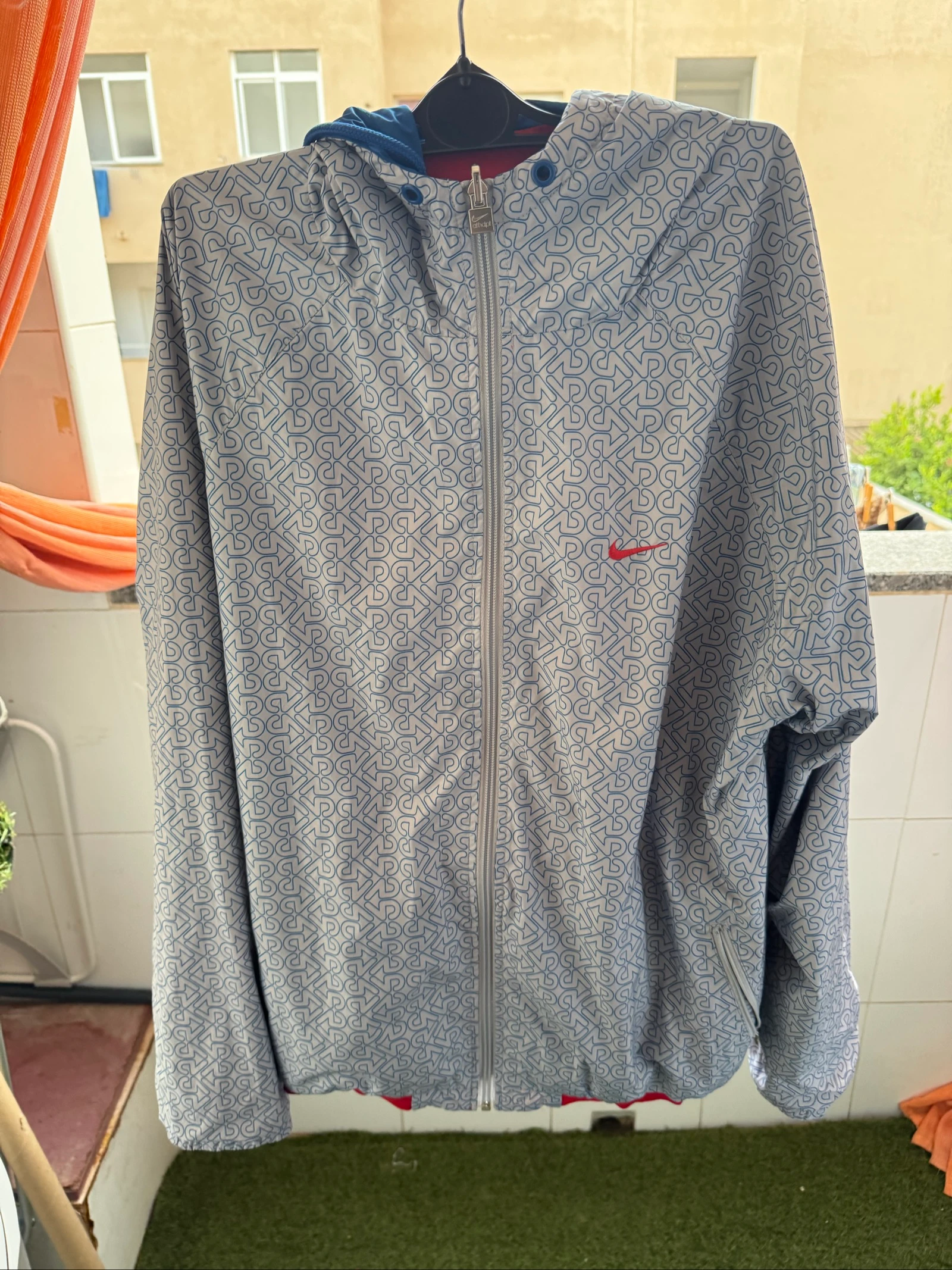 Chaqueta cortavientos Nike reversible vintage talla L Athletic Dept retro